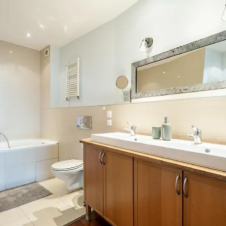 Komfortowy Apartament We Wroclawiu